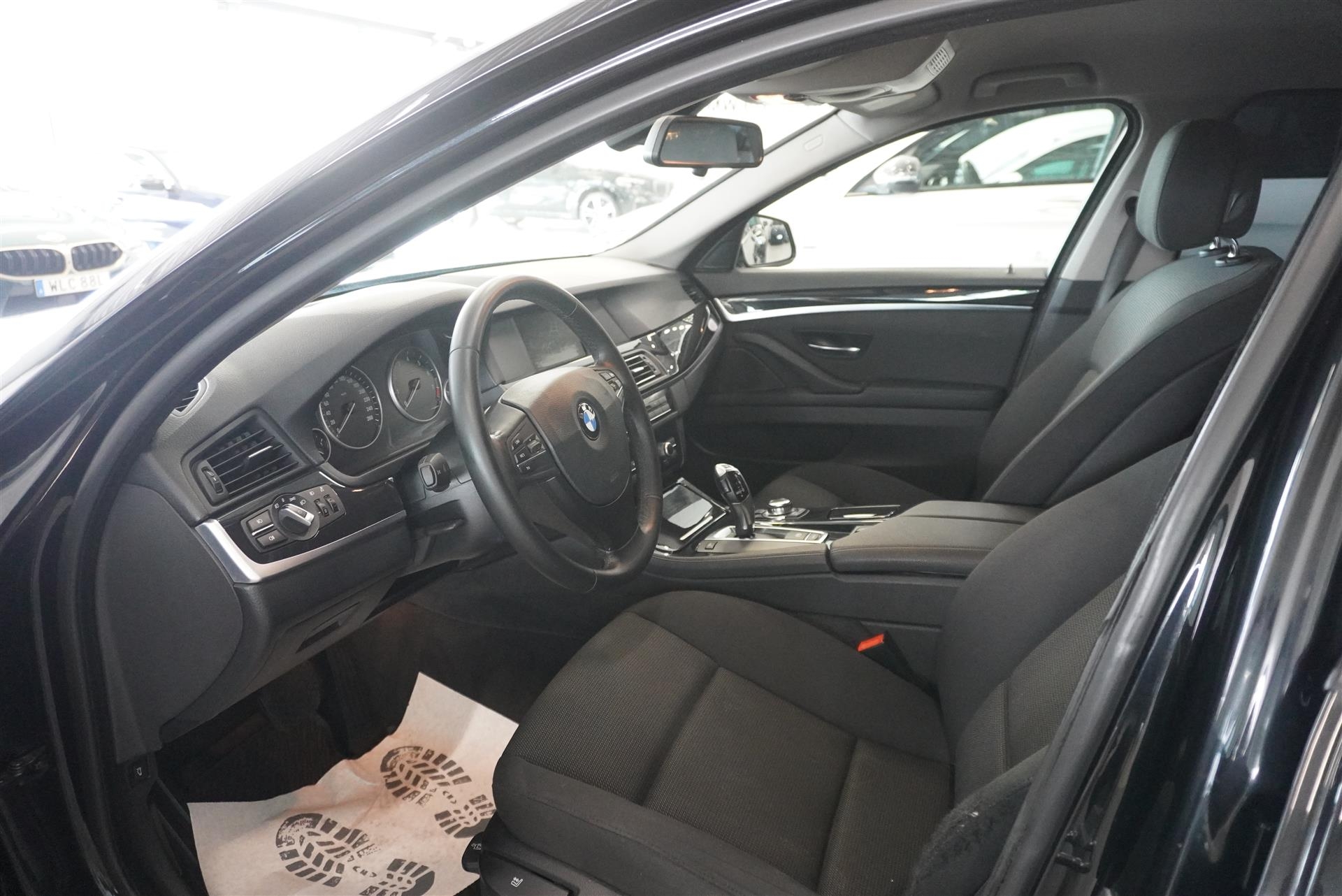 BMW 523 i Sedan Steptronic, 204hk 2011, bild 7/33