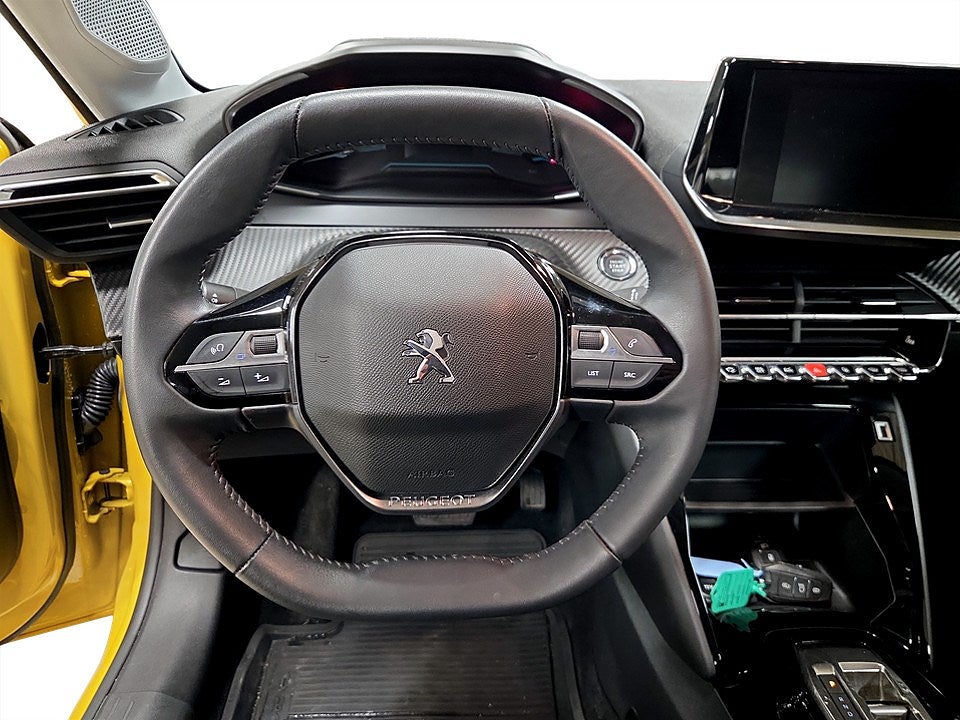 Bild på Peugeot E-208 Active Pack 50kWh 136hk Aut - CARPLAY, NAVI