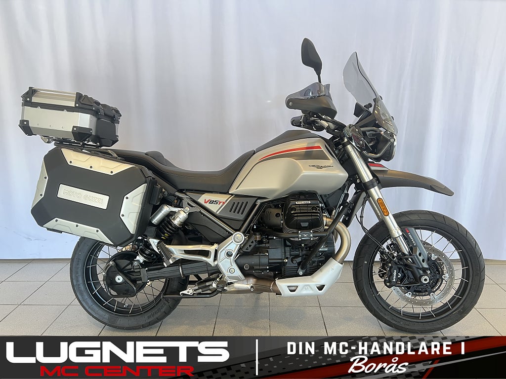 Moto Guzzi V85 TT Travel 