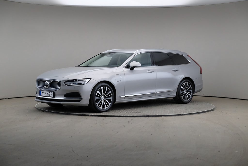 Volvo V90 Recharge T6 350hk AWD Core Edt Läder Komfortstol Drag