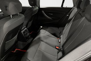 Kombi BMW 320 17 av 23