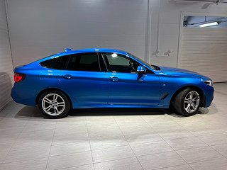Halvkombi BMW 320 4 av 23