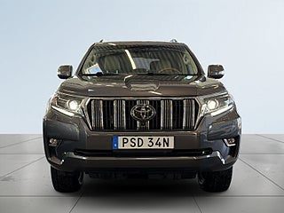 Toyota Land Cruiser 2.8 D-4D 4WD Premium 7-sits S&V/Drag/Dvärm/JBL/360kam – bild 2