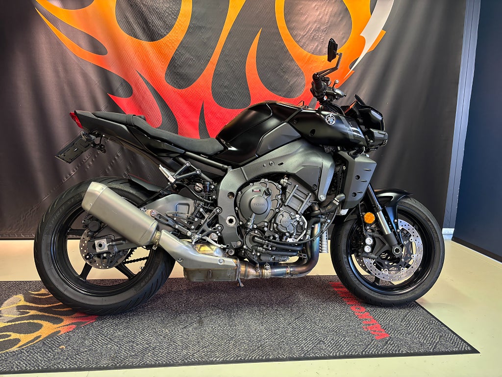 Yamaha MT-10 