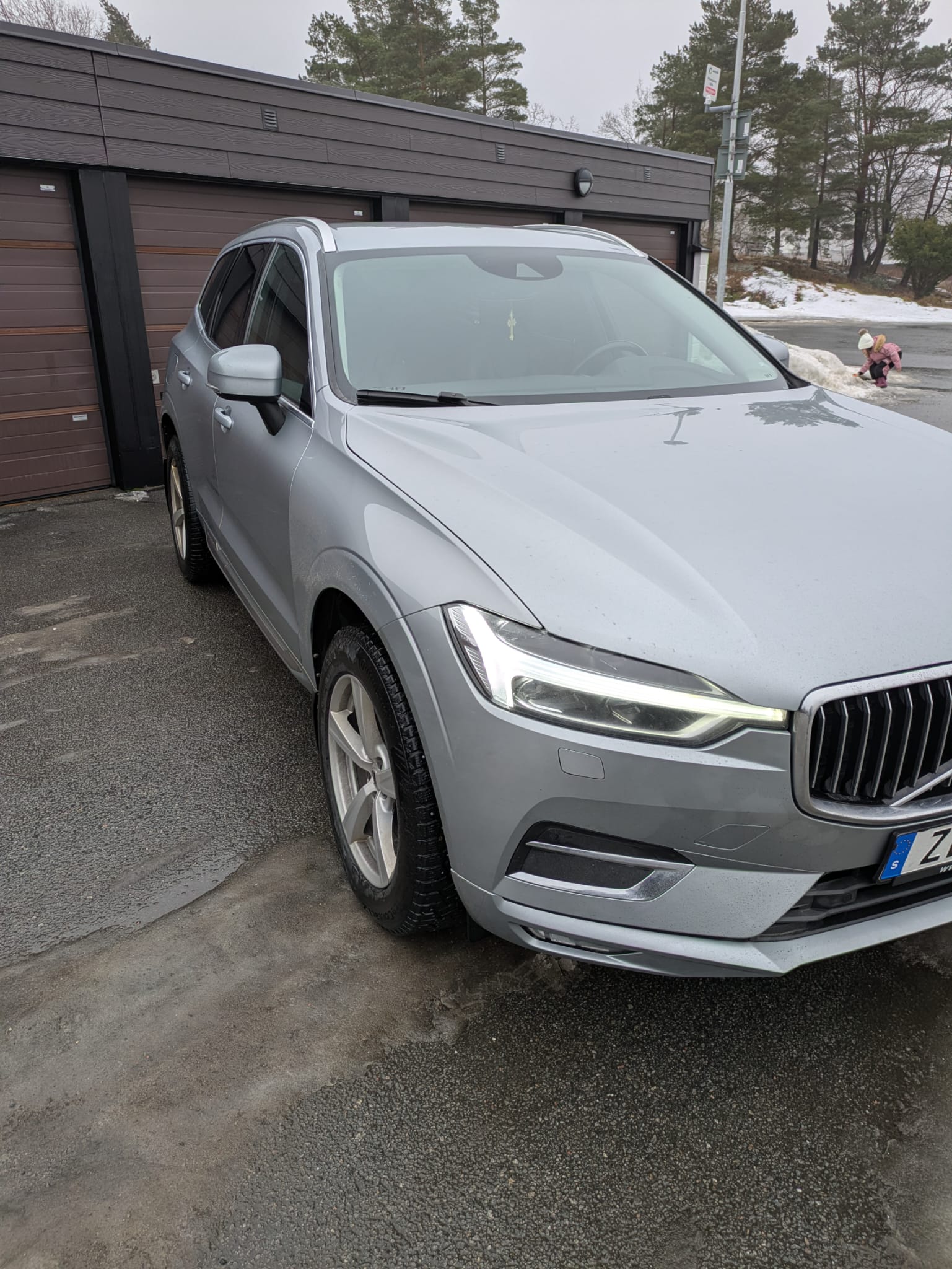 Volvo XC60 D5 AWD 2018, bild 2/55