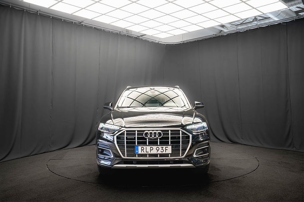 Audi Q5 40 TDI Q D-VÄRMARE DRAG 360° MATRIX MOMS COCKPIT