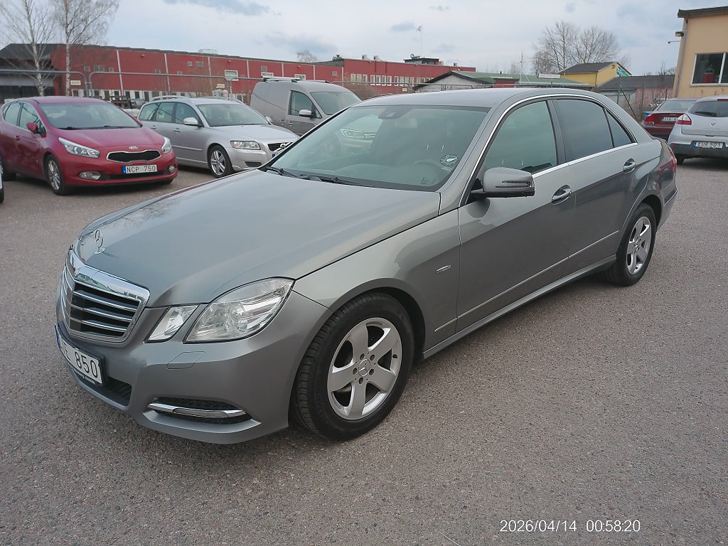 Mercedes-Benz E 220 CDI BlueEFFICIENCY 5G-Tronic Avantgarde Euro 5