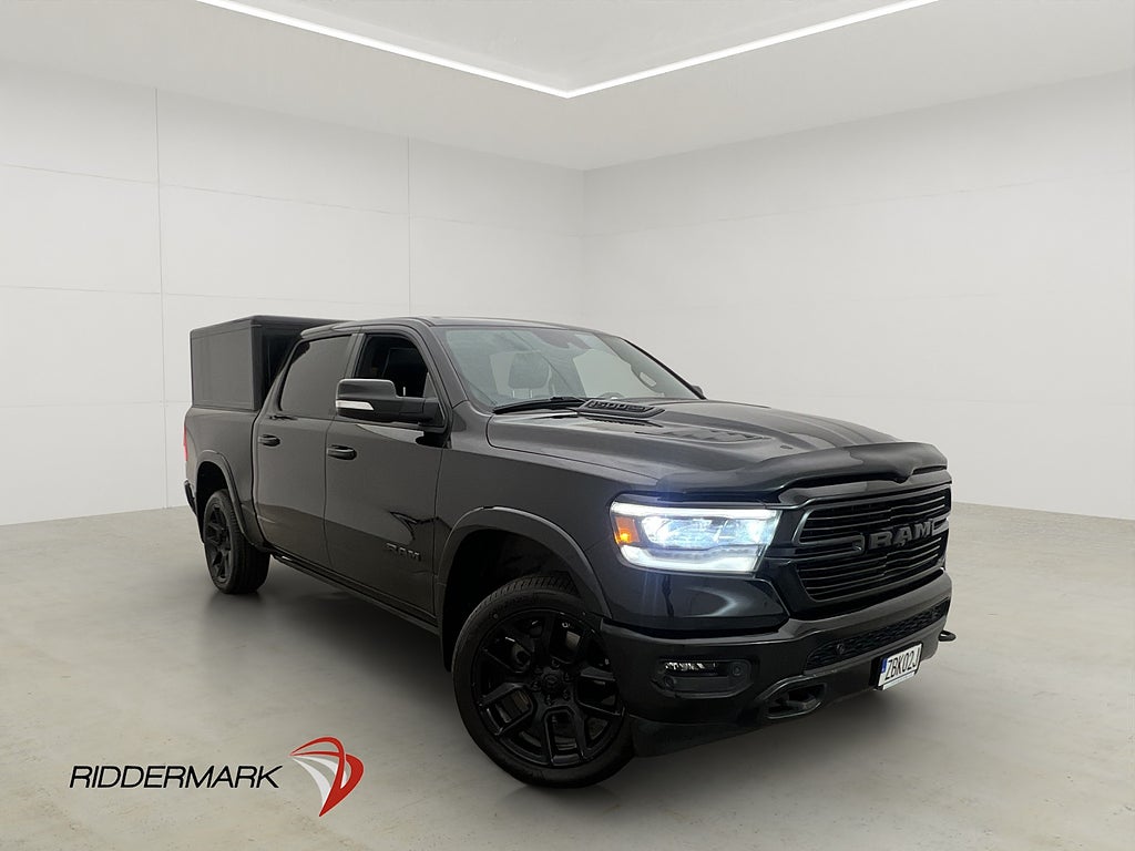 Dodge RAM 1500 Laramie Night V8 4x4 Luft Släde Pano H/K Moms