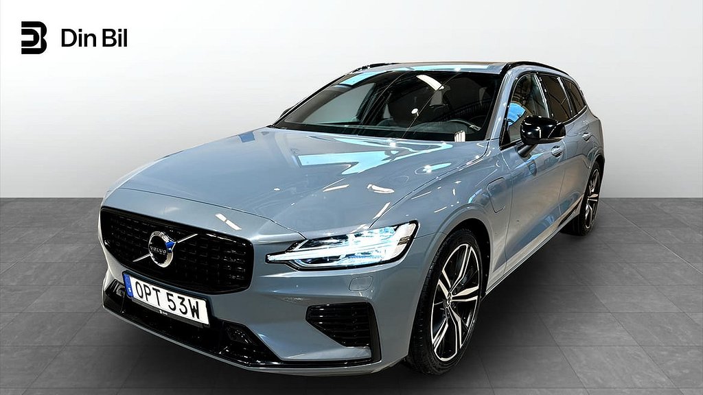 Volvo V60 T6 AWD Recharge R-Design Panorama VOC Drag