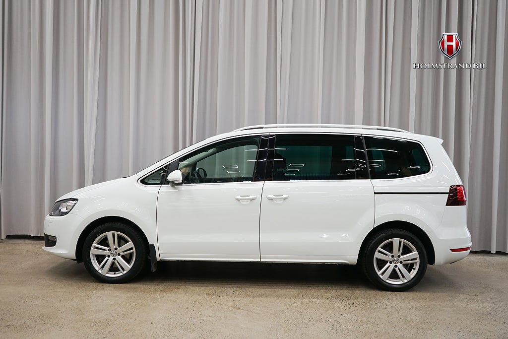 Volkswagen Sharan 2.0 TDI 7-sits Premium Panorama Drag GPS Kamera 