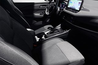SUV Nissan Qashqai 15 av 23