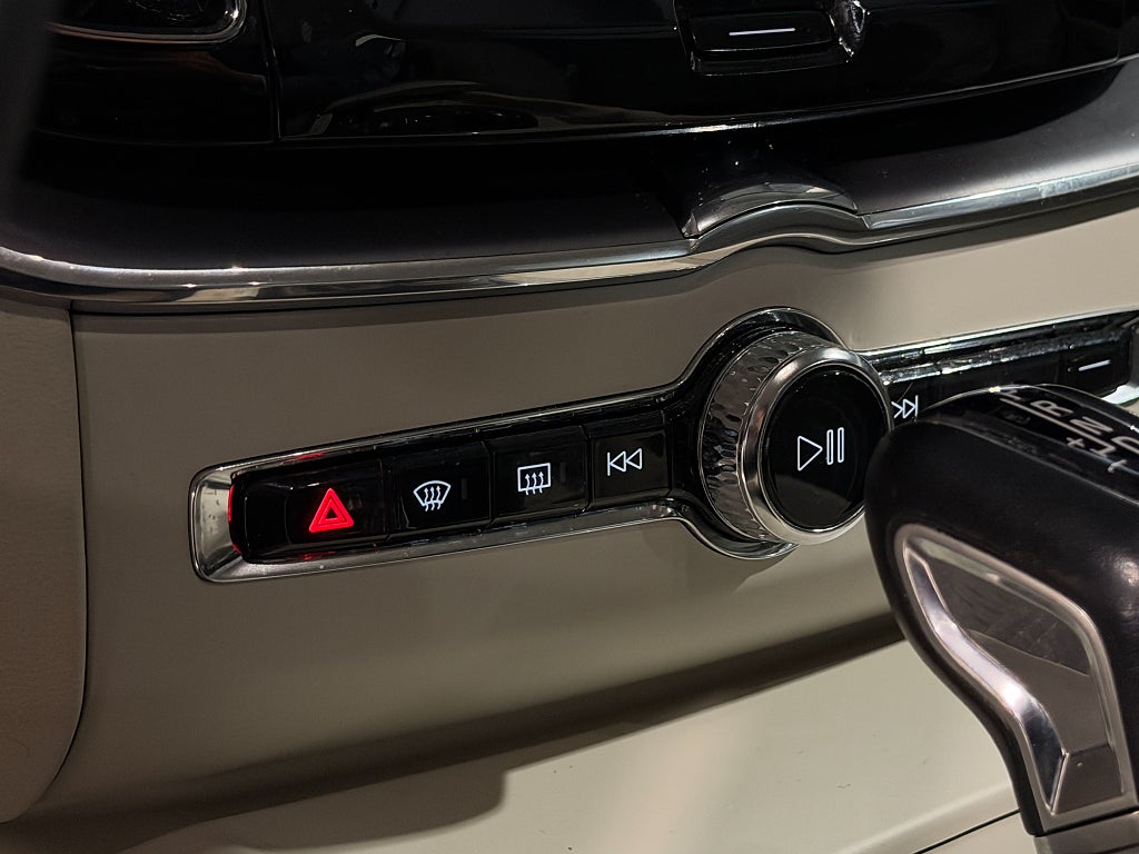 Volvo XC60 T5 | AWD | Momentum | Ny servad  | Värmare Voc 2019