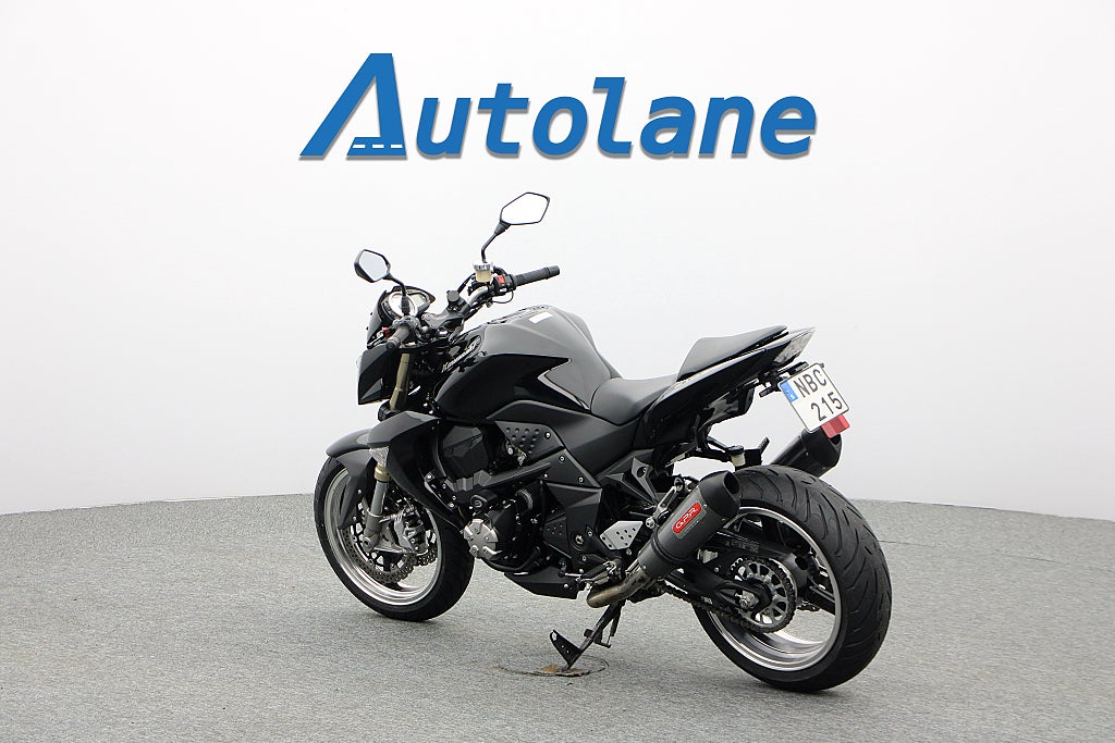 Kawasaki Z1000* GPR Ljuddämpare Nya däck!