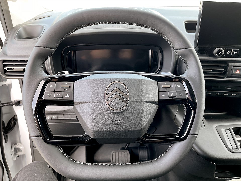 Bild på Citroën Berlingo Business 130hk Aut L2 -EDITION! SERVICE & V-HJUL INGÅR!