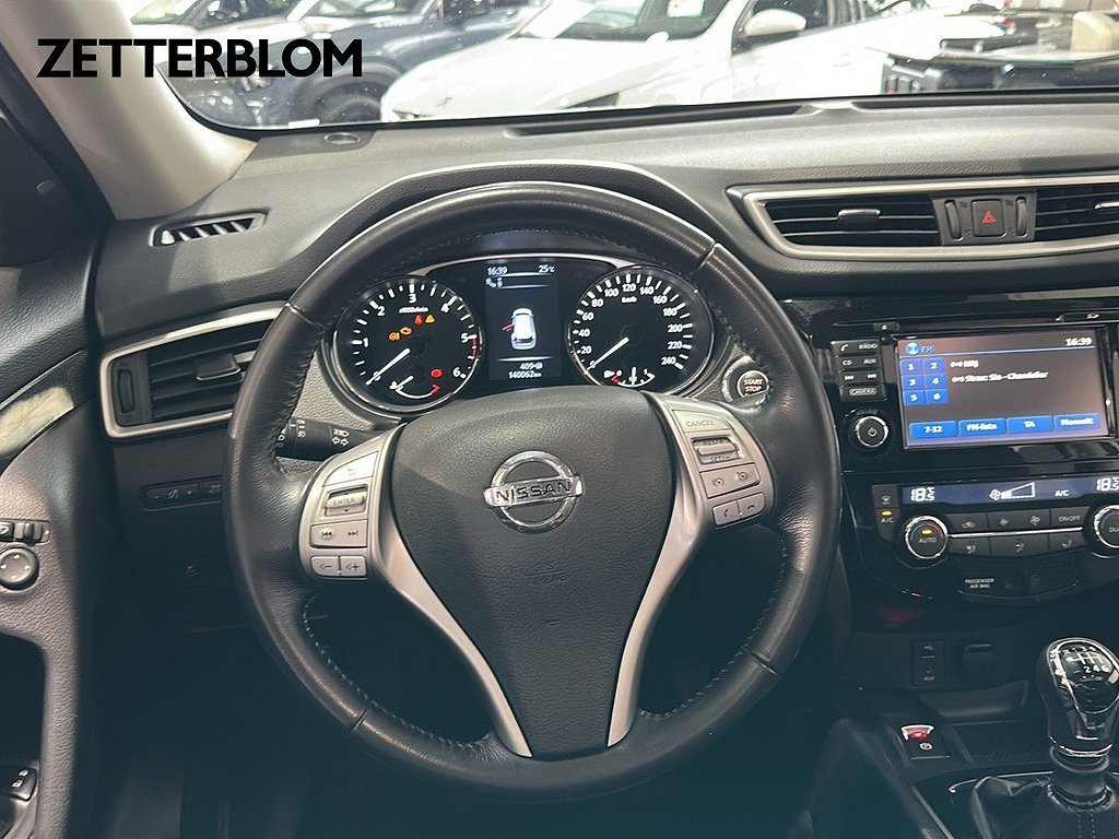 SUV Nissan X-Trail 12 av 18