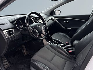 Hyundai i30 1.6 CRDi DCT Premium Darg/Navi/Kamera/Rattvärm/MoK – bild 7