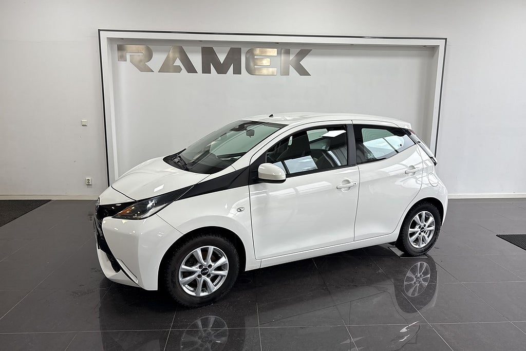 Toyota Aygo 5-dörrar 1.0 VVT-i X-PLAY Touch Euro 6