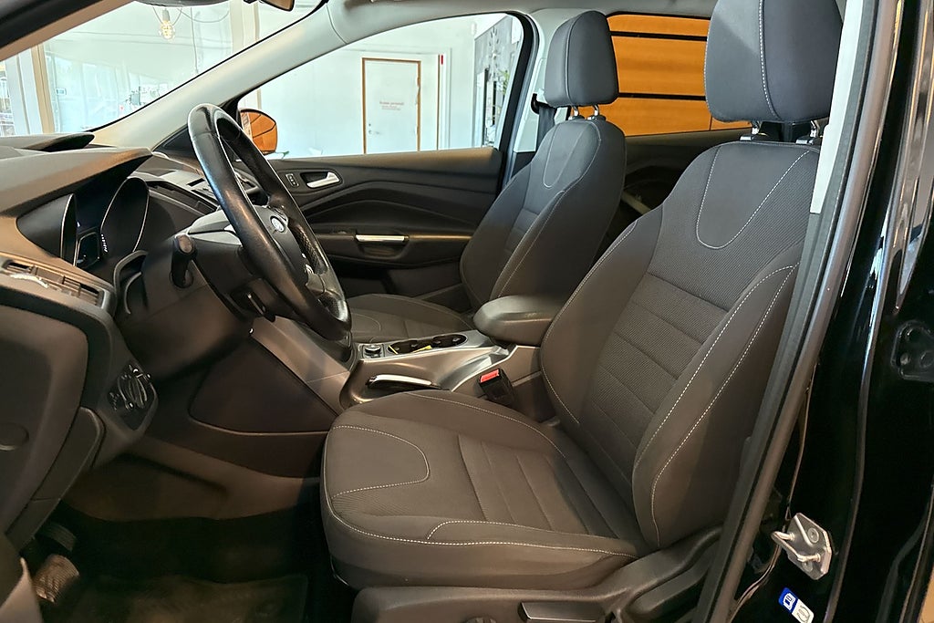 Ford Kuga 2.0 TDCi AWD Powershift Trend Drag M-värmare Sov Hjul  miniatyr 6