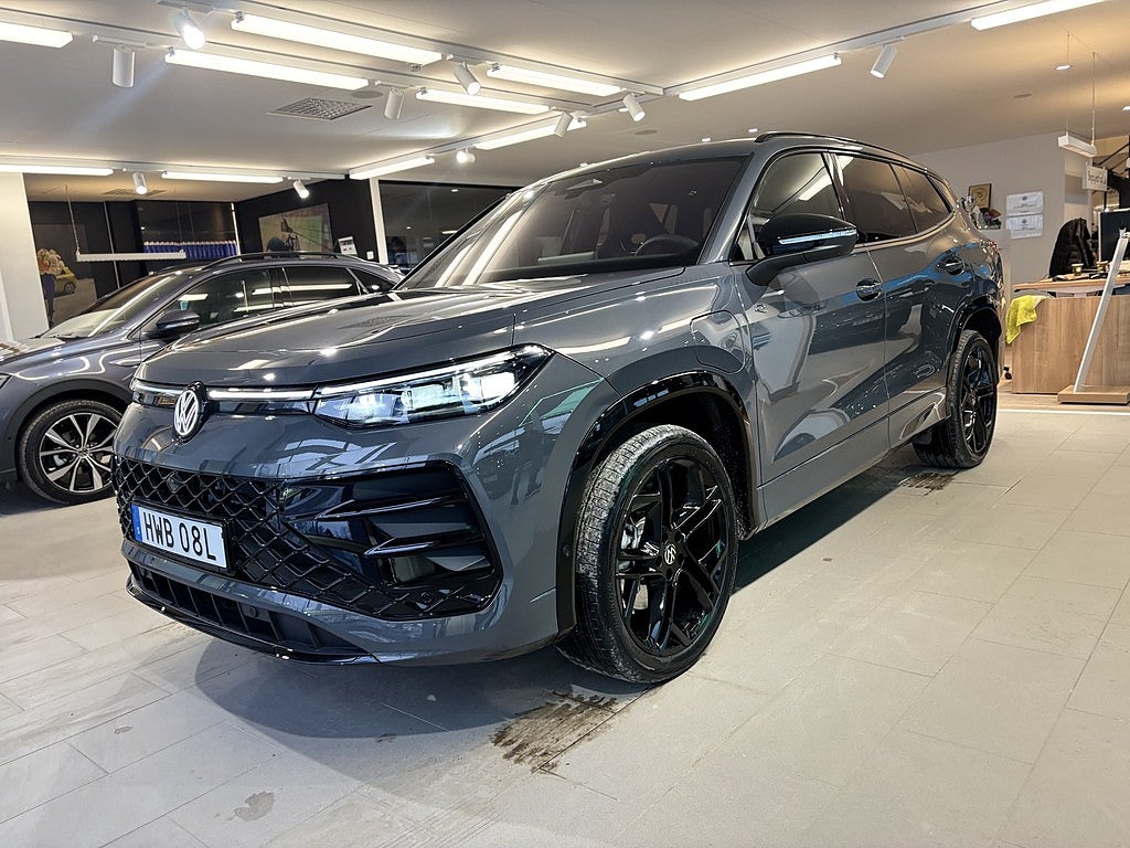 Volkswagen Tayron eHybrid R-Line Edition 272 hk