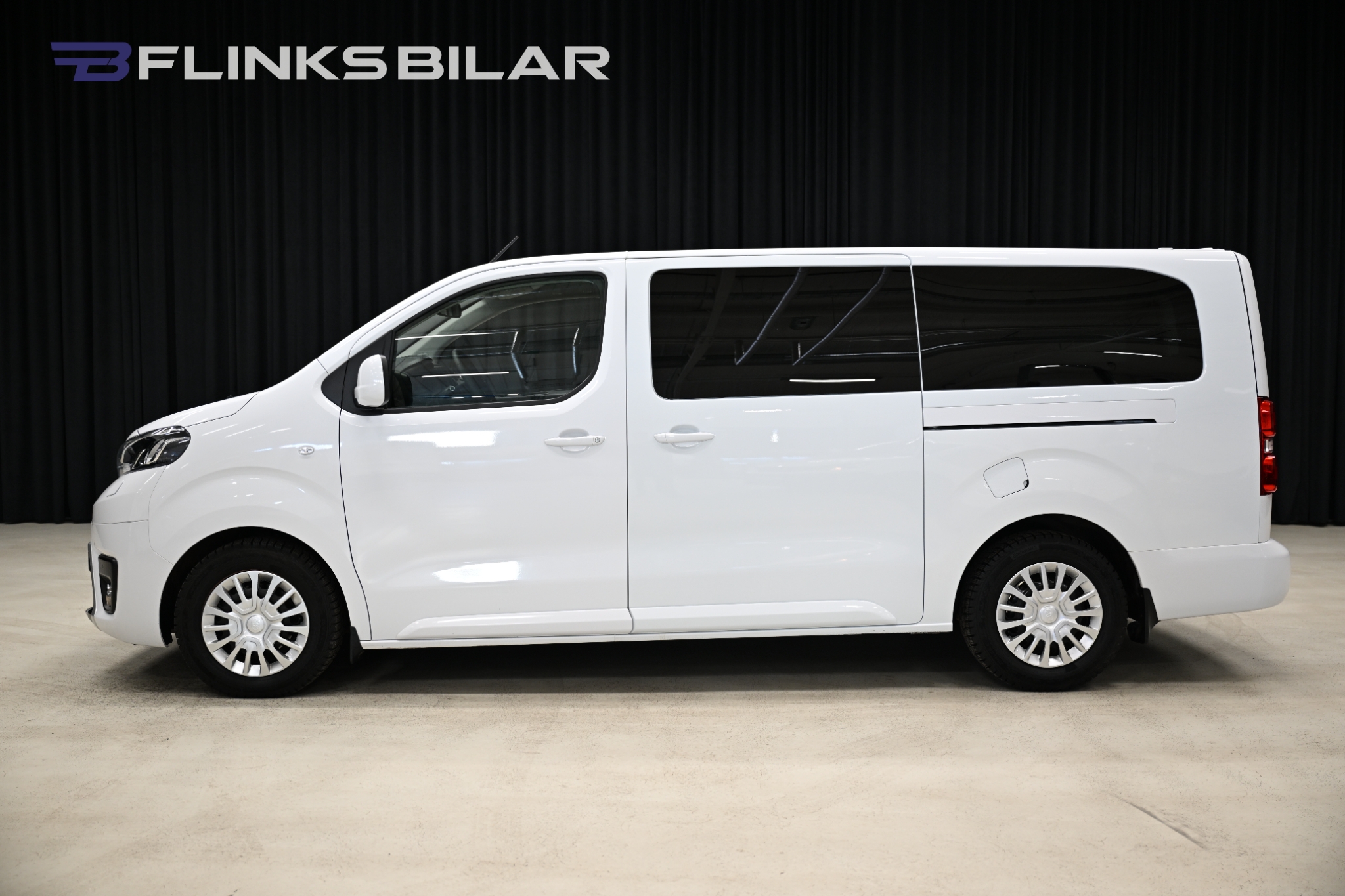 Toyota Proace Verso 2.0 D-4D 144HK Lång 2022, bild 2/10