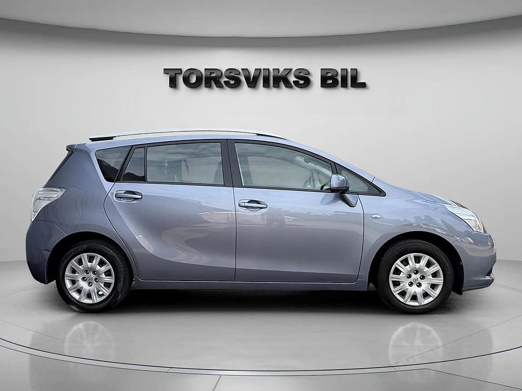 Toyota Verso 1.8 Valvematic 7 Sitsig Drag Ny besiktad - miniatyr 6