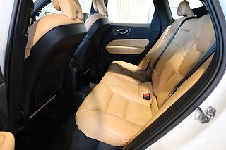 SUV Volvo XC60 13 av 27