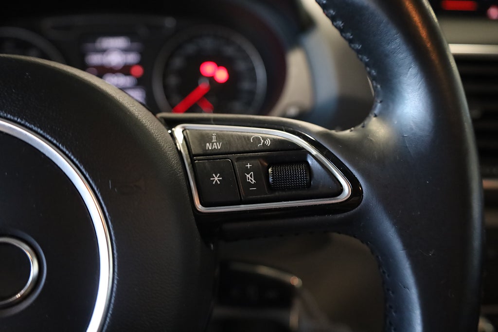Audi Q3 2.0 TFSI quattro S Tronic Sport Edition Navi Blåtand 2016