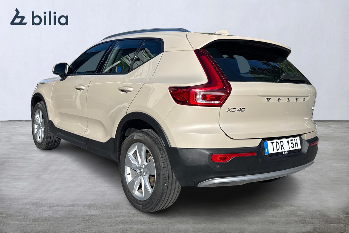 Volvo XC40 B4 FWD Bensin Core 2025, bild 2/10