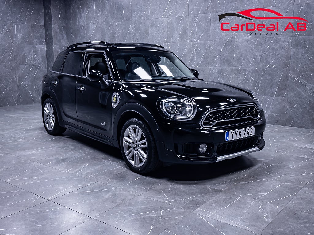 MINI Countryman Cooper SE ALL4 224 hk Pano H/K Skinn Navi *SE SPEC*