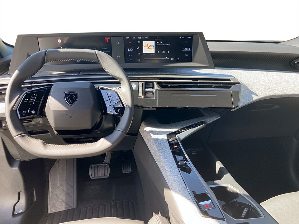 Bild på Peugeot 3008 Allure Hybrid 145hk Aut B-KAMERA CARPLAY