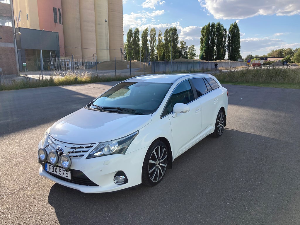 Toyota Avensis Kombi 2.0 D-4D Edition 50 Euro 5