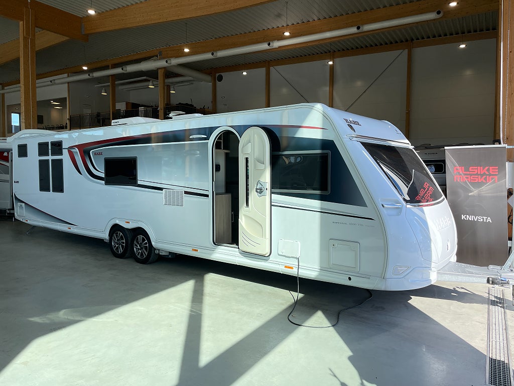 Hacienda Imperial 1000 TDL KS - Kabe Hacienda Imperial 1000 TDL KS /Mover/AC/ALDE/Dubbelsäng x2/Flagg