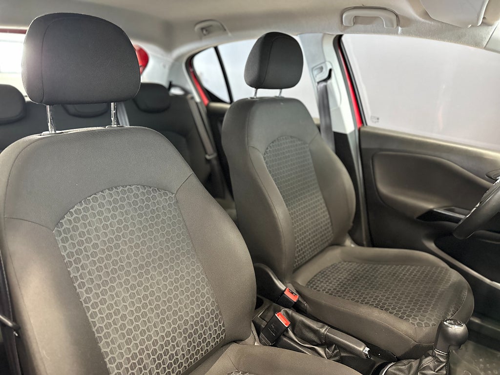 Opel Corsa 5-dörrar 1.4 Euro 6/Rattvärme/Farthållare