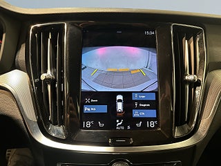 Volvo V60 Recharge T6 AWD R-Design Drag Pvärm Skinn Kamera SoV – bild 11