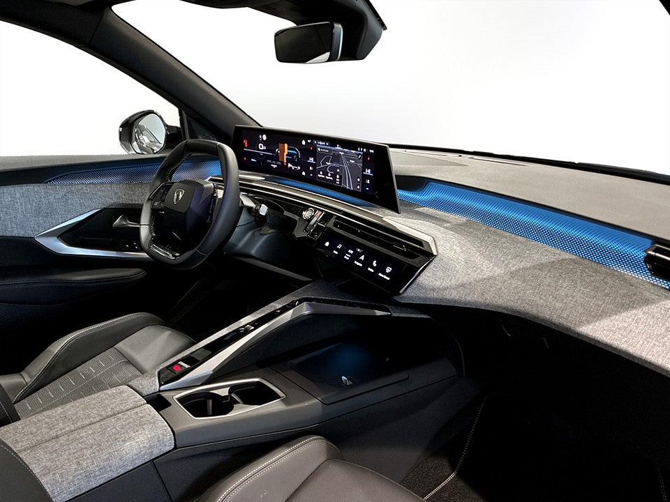 Bild på Peugeot 5008 GT Hybrid 145hk Aut KAMPANJ BRÄNSLE INGÅR