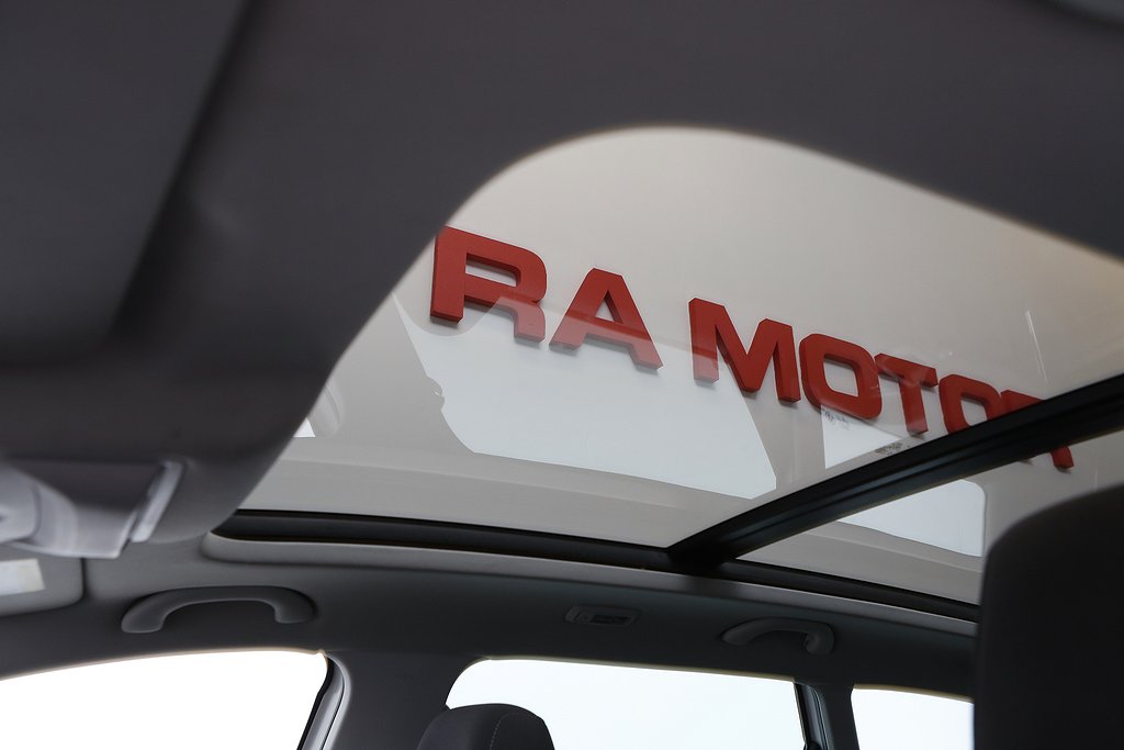 Seat Leon ST 1,2 TSI 110hk Style Kombi Panorama Kamera Drag 2018