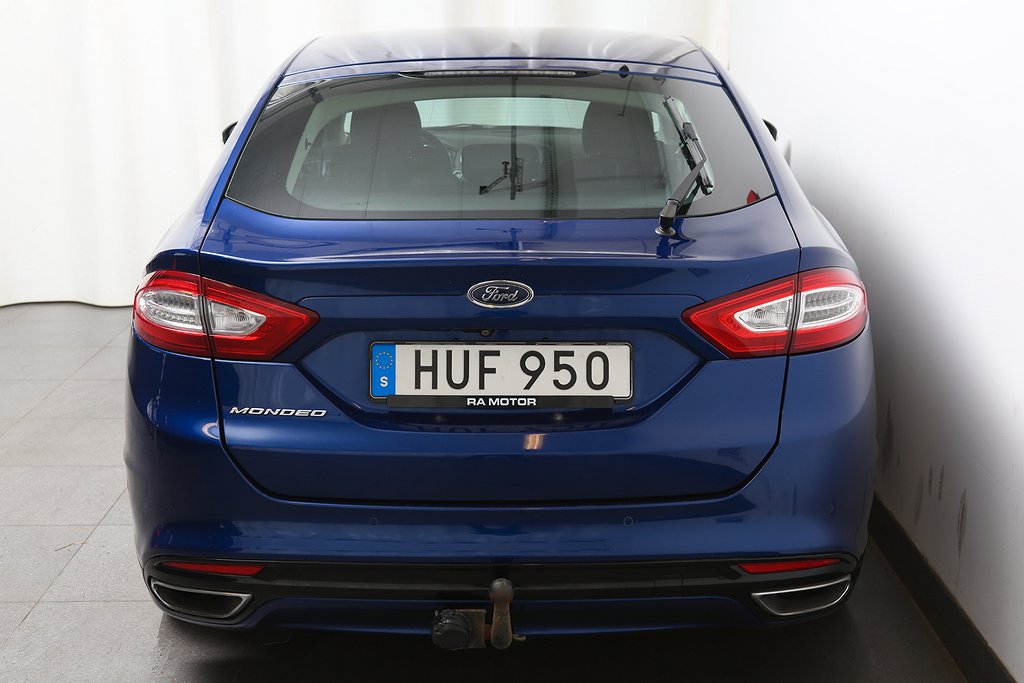 Ford Mondeo 2,0 TDCi 180hk Business Aut 5-D Värmare Drag 2015