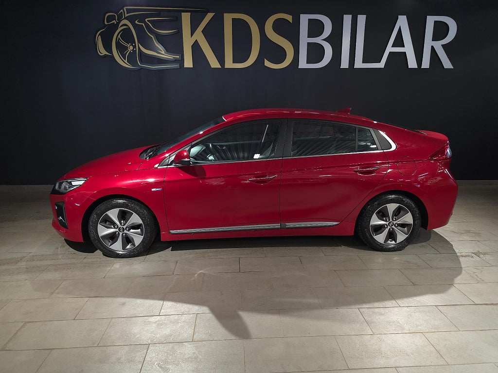 Hyundai IONIQ Electric 28 kWh Premium Edition 120hk| Navi| Backkamera