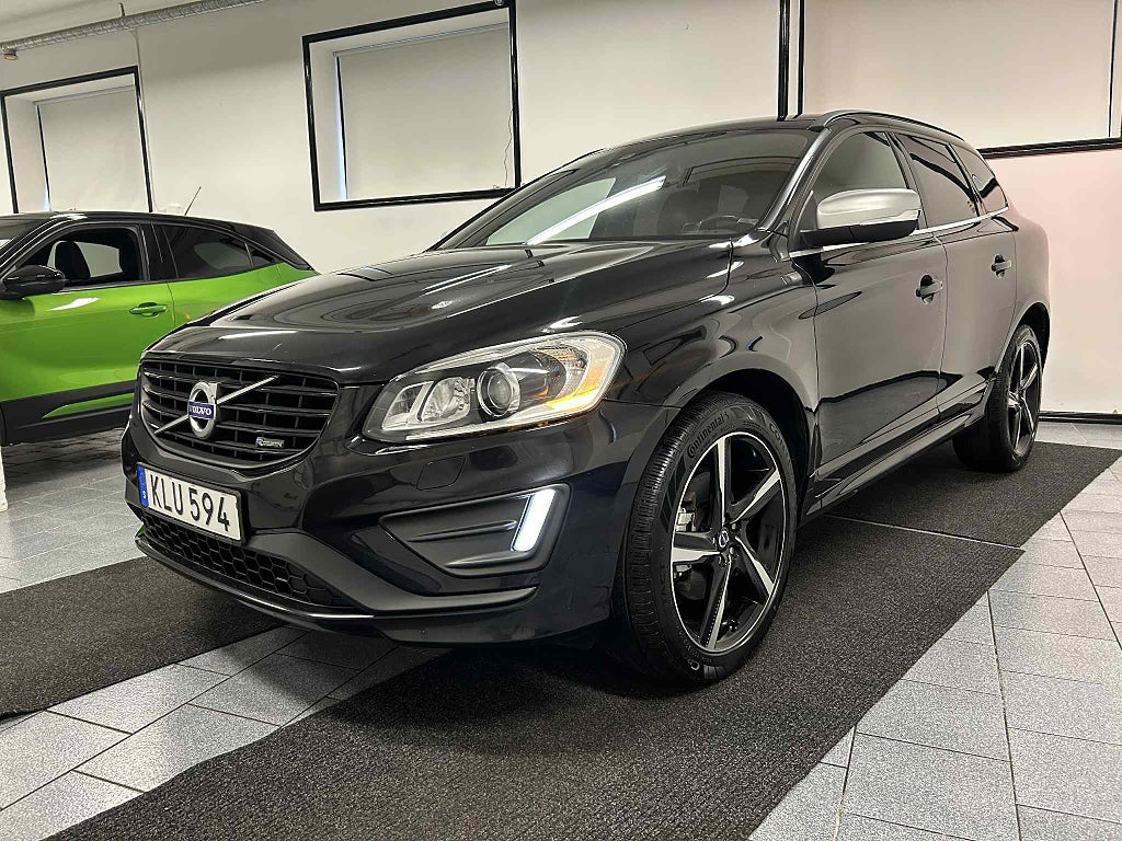 Volvo XC60 D4 AWD R-Design 181 hk S/V Nyservad Kamrem bytt