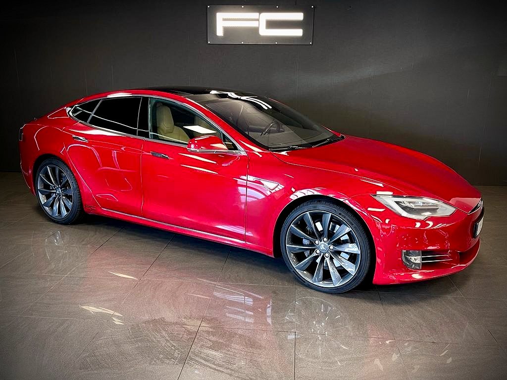 Tesla Model S 90D *FRI LADDNING* 423hk 2016