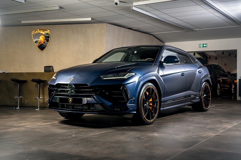 Lamborghini Urus S / Bang & Olufsen / Panoramatak / Drag