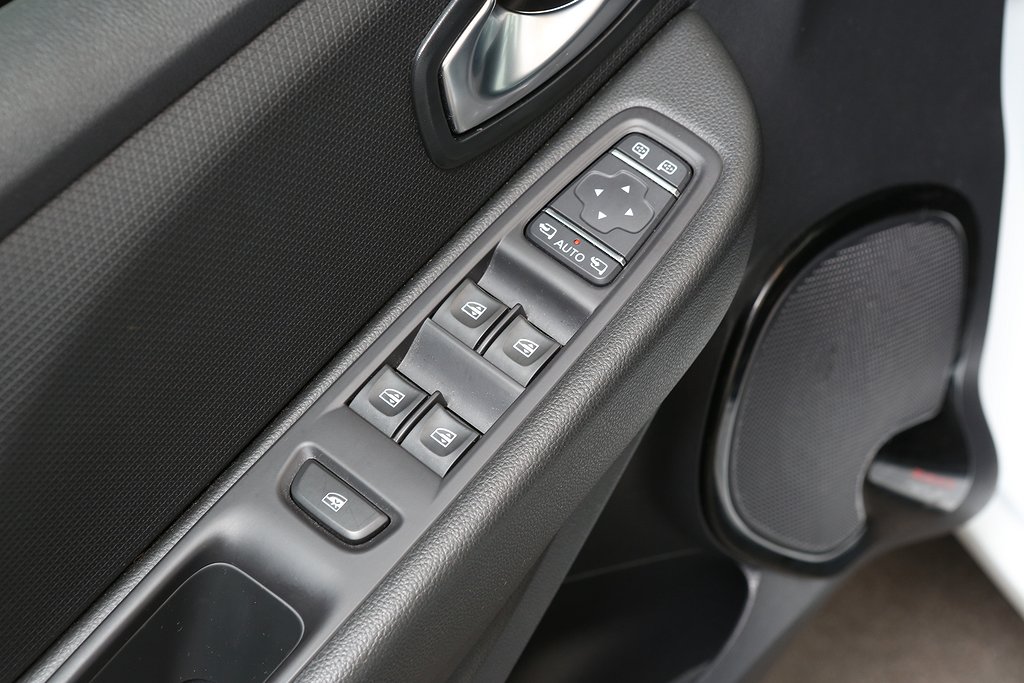 Renault Clio 0,9 TCe 90hk Intens 5D Navi P-sensor 2019