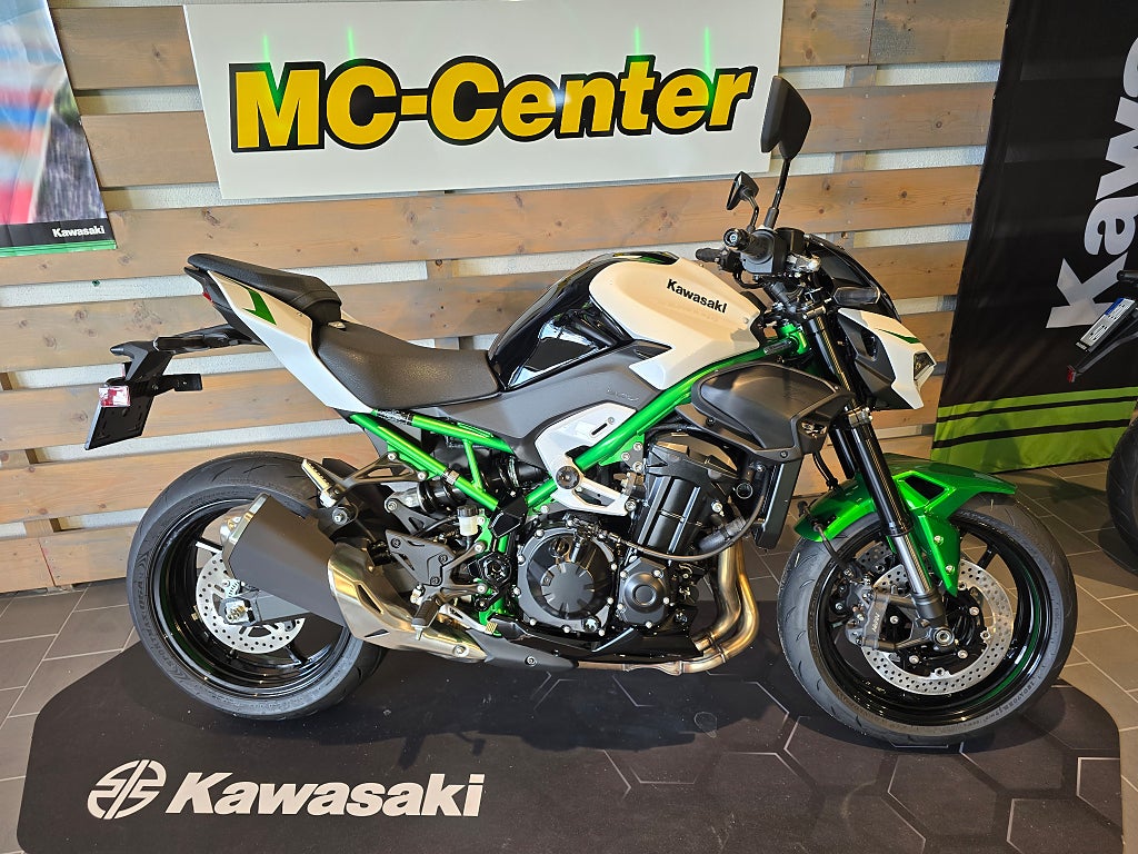 Kawasaki Z900  