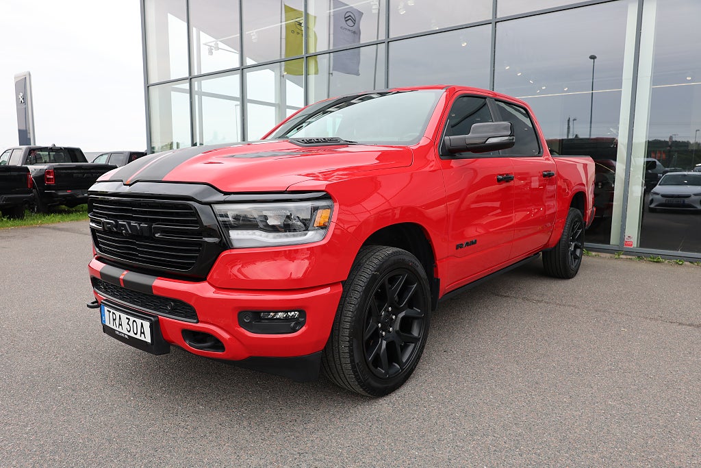 RAM 1500 Laramie Crew Cab 5.7 V8 HEMI 4x4 NIGHT LÅGSKATT