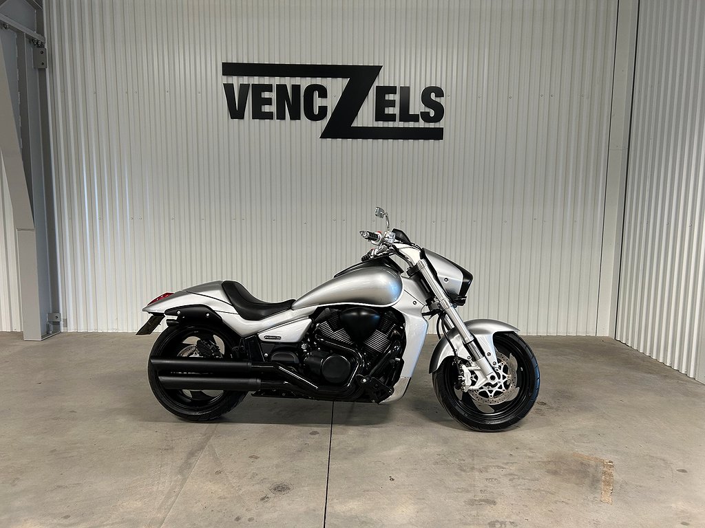 Suzuki Cycles VZR 1800 Intruder 