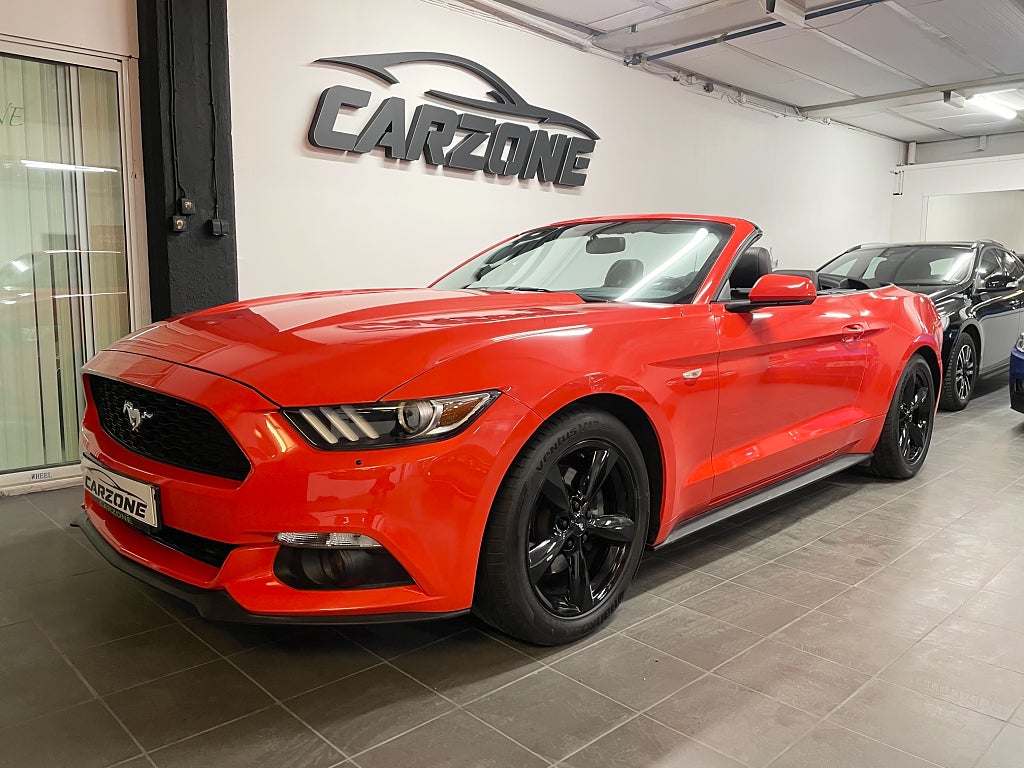 Ford Mustang V6 Convertible SelectShift (304hk) Nybes