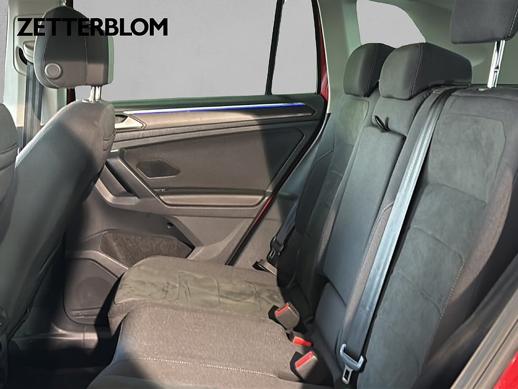 SUV Volkswagen Tiguan 9 av 17