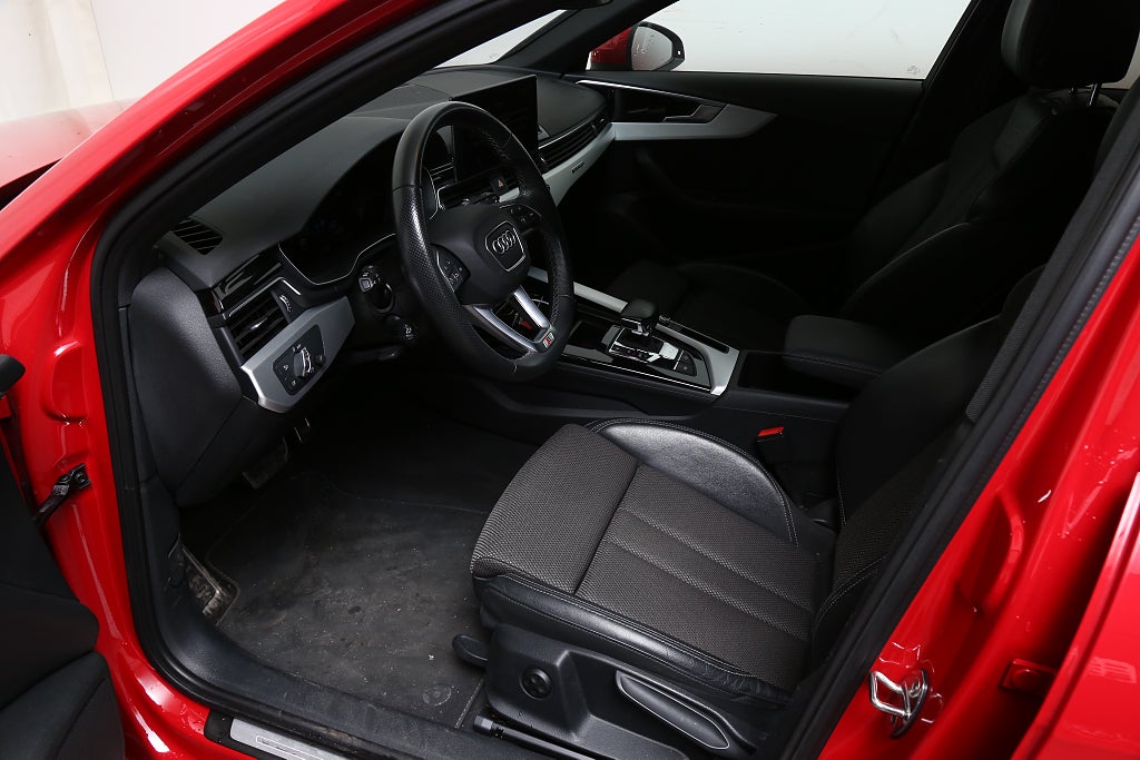 Audi A4 Avant 40 TFSI Quattro S Tronic S Line Värme Drag