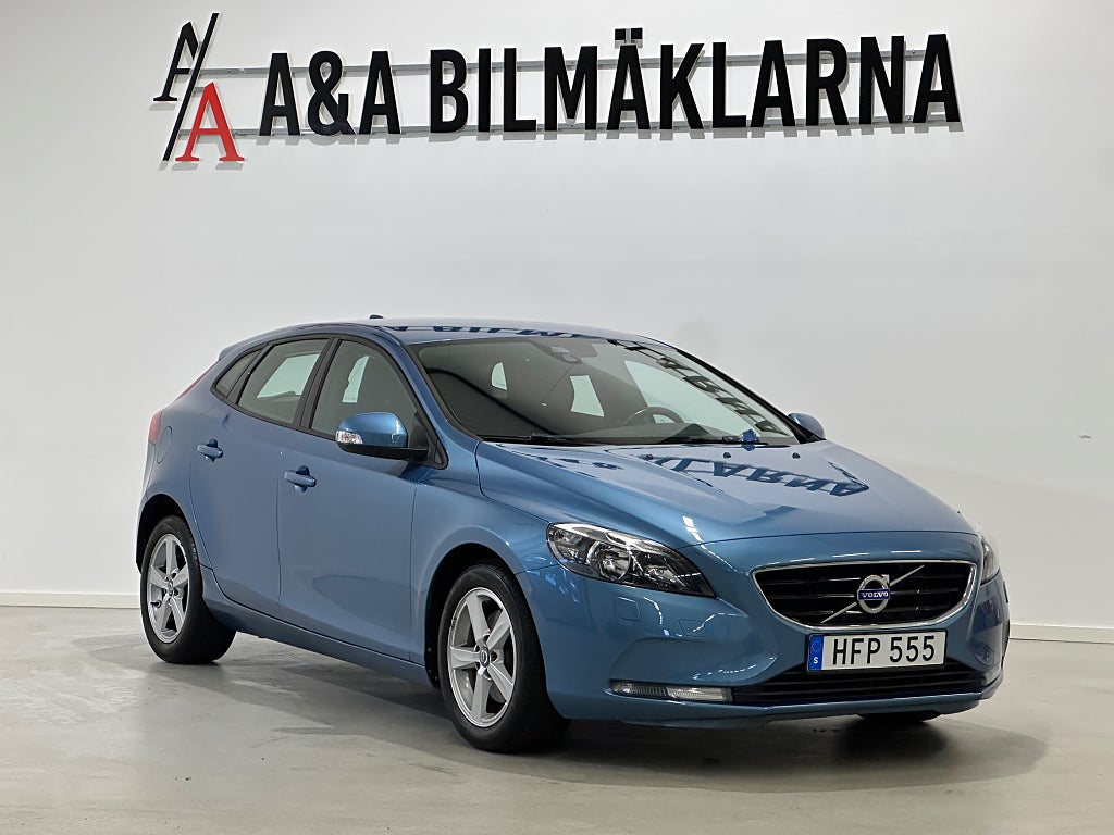 Volvo V40 T2 Your Kinetic Dragkrok Full servad