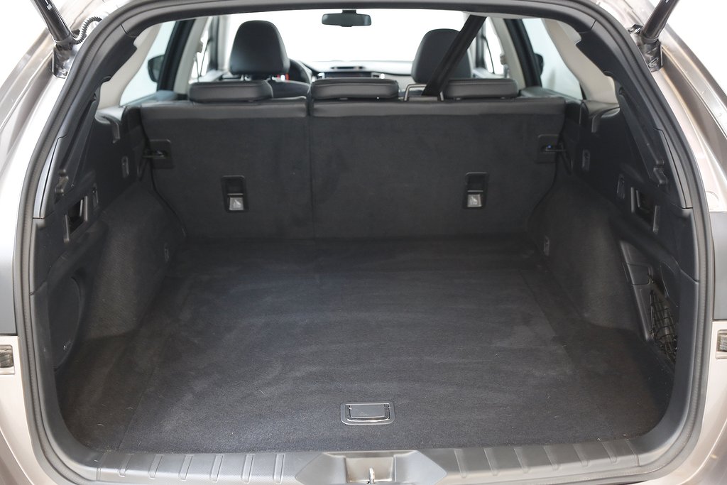 Subaru Outback 2,5 169hk XFuel Touring AWD Taklucka H/K Drag 2022